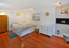 Others 2 Spacious Holiday Apartment With Sauna, Kolobrzeg