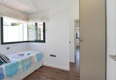 อื่นๆ 3 Central Bungalow With Communal Pool in Maspalomas