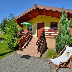 Primary image1Holiday Home Close to the Lake Shore, Dabrowica,什切齐内克县飯店