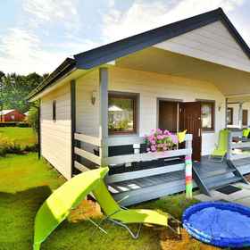 Primary image 1 雅罗斯瓦维茨的靠近恒温泳池的小屋, 斯瓦夫诺县 酒店