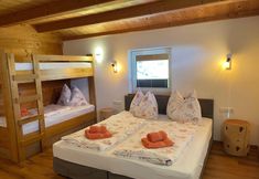 Others 2 Apartment Motzerngut