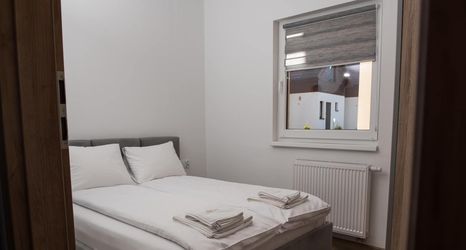 อื่นๆ 2 Comfortable Ground Floor Apartment, Summer Pool