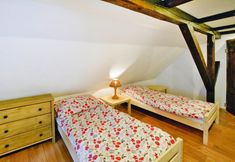 其他 4 Comfortable Holiday Home in the Middle of a Forest