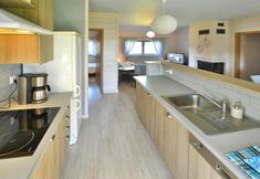 기타 6 Comfortable Holiday Home for 8 People, Oswino