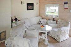 Lainnya Holiday Home on Lake Ostrowo Near Baltic Sea