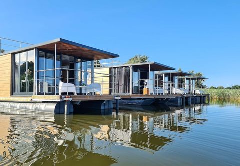 其他 Houseboat in Lazy by Lake Jamno and Sea