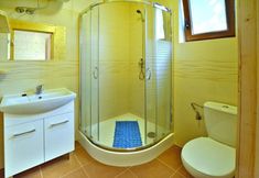 Others 5 Comfortable Holiday Homes, Mielno