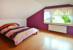 其他 5 Spacious Cottage, Idyllic Right on the Lake, Spore