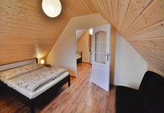 Lainnya 3 Comfortable Holiday Homes, Close to the sea