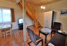 Lainnya 7 Comfortable Holiday Homes, Close to the sea