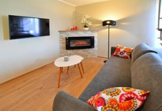 Lainnya 5 Holiday Home Near Kolobrzeg With Private Pond