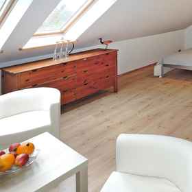 Room1Holiday Flat, Stepnica,戈莱纽夫县飯店