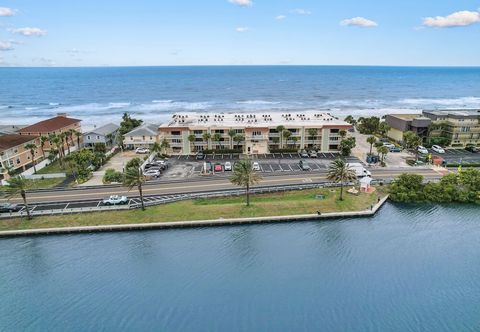 Lain-lain Fifty Gulfside Condominiums