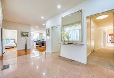 Others 7 StayAU Spacious 6BR McKinnon Pool Home