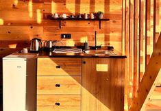 기타 7 Bologina Suit Bungalov