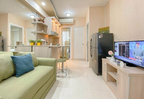 Khác Tranquil And Homey 2Br At Apartment Green Pramuka City