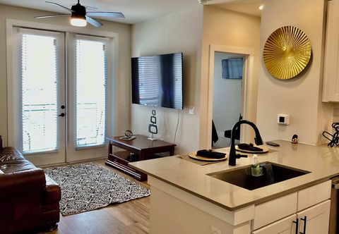 Others Harvest Gem Resort-like Condo!