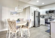 Others 2 Sunny San Diego Condo w/ Pool Access Near Wineries