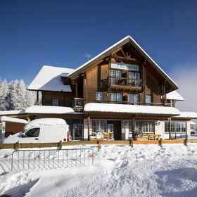 Primary image 1 Inviting Apartment Near Skiing, Neumarkt in Steiermark Hotels
