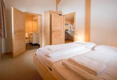 Others 3 Amazing Chalet With Whirlpool