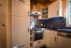 Lain-lain 4 Amazing Chalet With Infrared Sauna