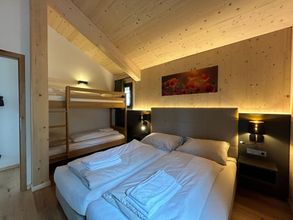 其他 4 Chalet With Sauna on Balcony