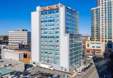 อื่นๆ The Standard