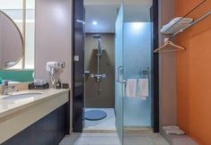 Lain-lain 7 Ease Hotel (Ningbo South CBD Mingzhou Hospital)