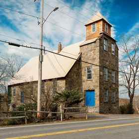 Room1Renovated Stone Church Near Kingston,West Park Winery飯店