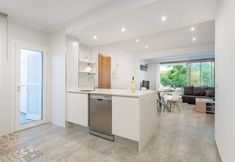 其他 6 Can Cortana in Port de Pollen a