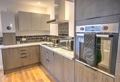 Khác 4 2 Bed House, Family Friendly With Garden