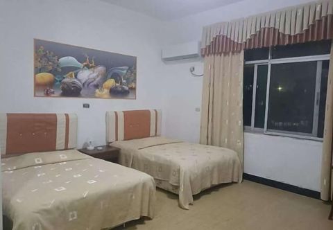 Lain-lain Fuyang Station Front Hotel