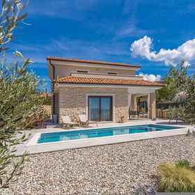 Room 1 Holiday House Villa Andro, Krk Hotels