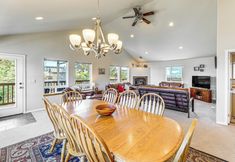 其他 2 Coastal Oregon Home: Walk to Dock!