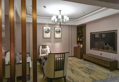 Others 2 California Hotel