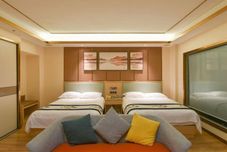 Others California Hotel