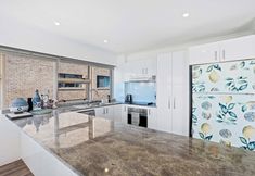 Others 5 Surfsong on Miami Beach