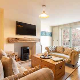 Room 1 Host Stay The Old Smokey, Wallington Demesne Hotels