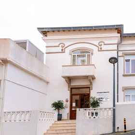 Primary image 1 Guest House Residencial REAL, Colares Hotels