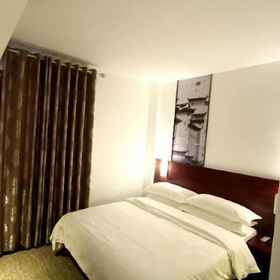 Room 1 Yijia Baiyun Hotel, Hotel Daerah Liujiang