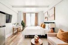 Others 73-304 Newly Reno Studio UWS Doorman Gym Laundry