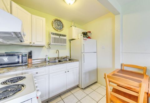 Others Beachfront Condo: Redington Shores Retreat!