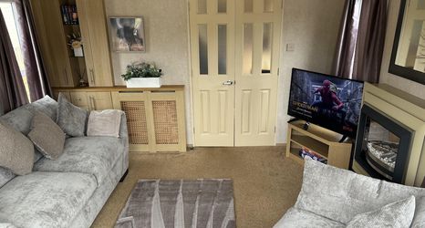 기타 2 Tranquil Lodge Retreat in Preston Countryside