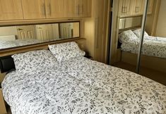 기타 6 Tranquil Lodge Retreat in Preston Countryside