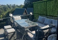 Others 2 Arti Suit Bungalov