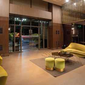 Lobby sitting area 1 KL Tower, Mapúa University Makati Hotels