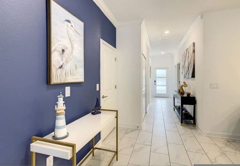 其他 Themed Delight - 5 Bed Champions Gate Home