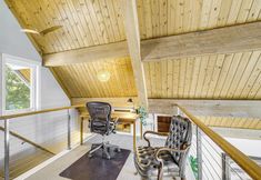 其他 7 Bayfront Home w/ Private Beach in Poulsbo!