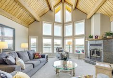 其他 4 Bayfront Home w/ Private Beach in Poulsbo!