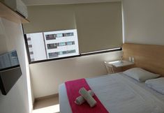 Lain-lain 4 Flats no Beach Class Residence por Yolo